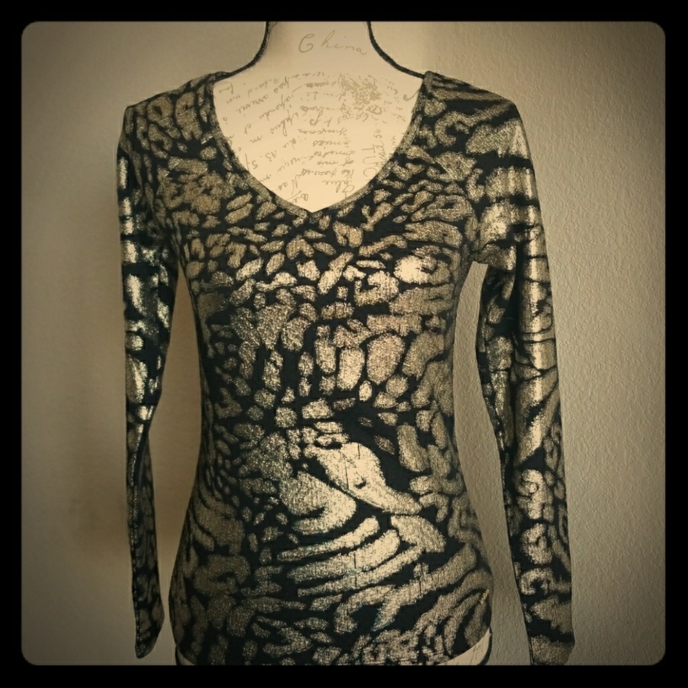 NEW!! Bebe gold and black long sleeve shirt